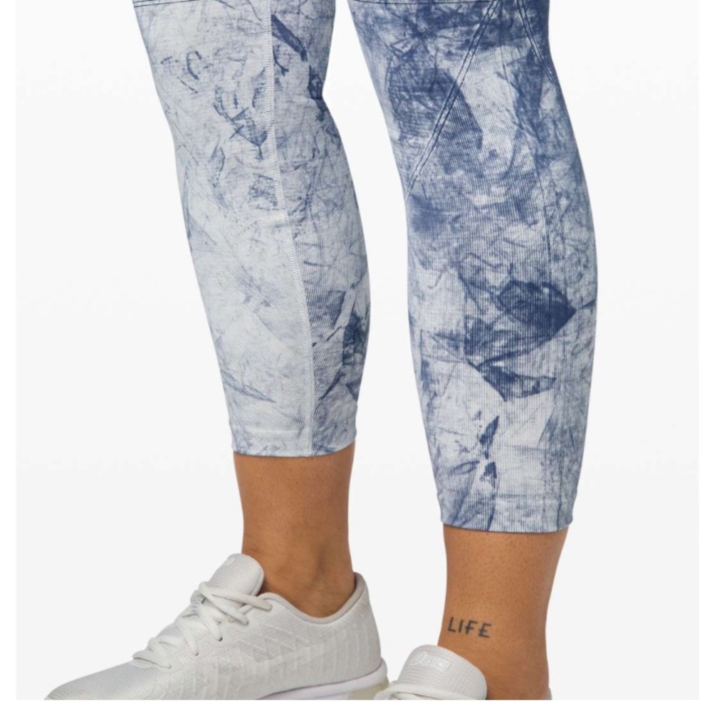 Lululemon Ebb to Train tight, 4, dye wash